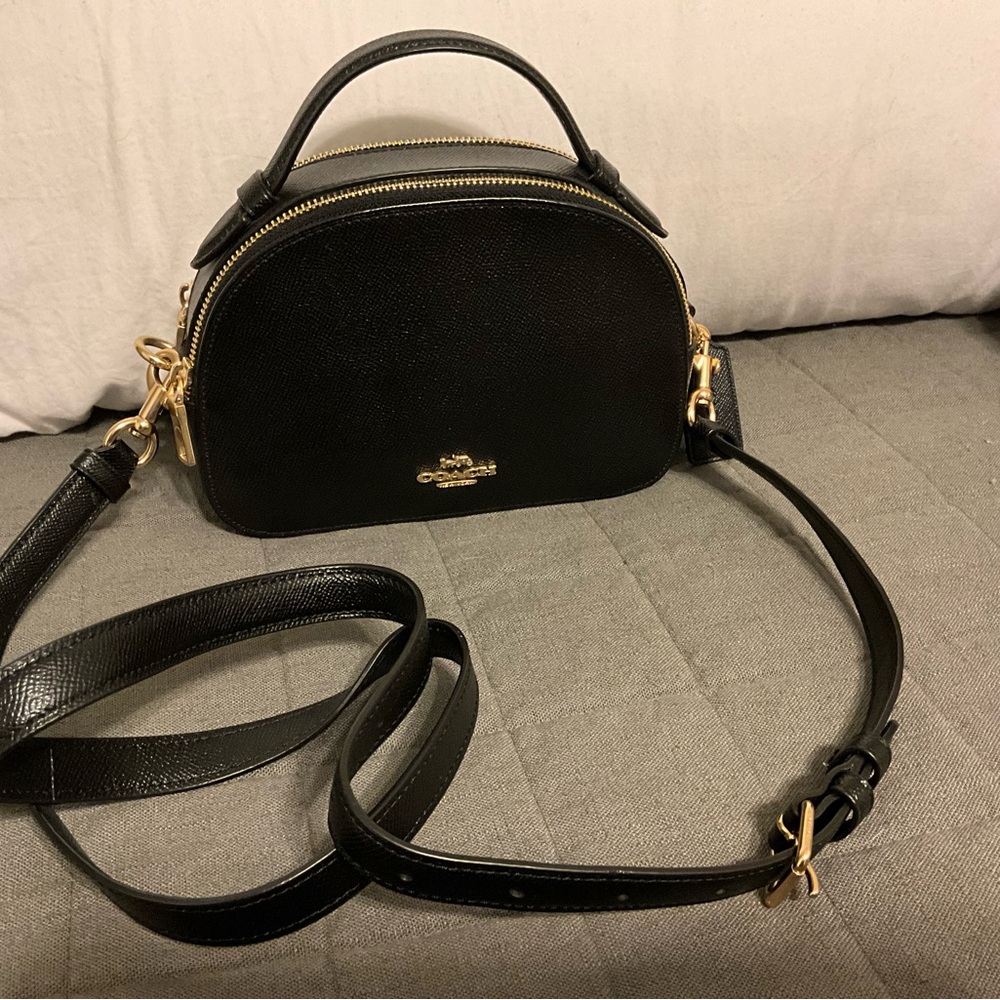 Coach Black Serena